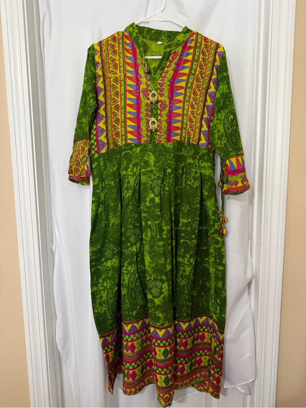Vintage Green Patterned Boho Maxi Dress with Pink & Yellow Accents Women’s XL